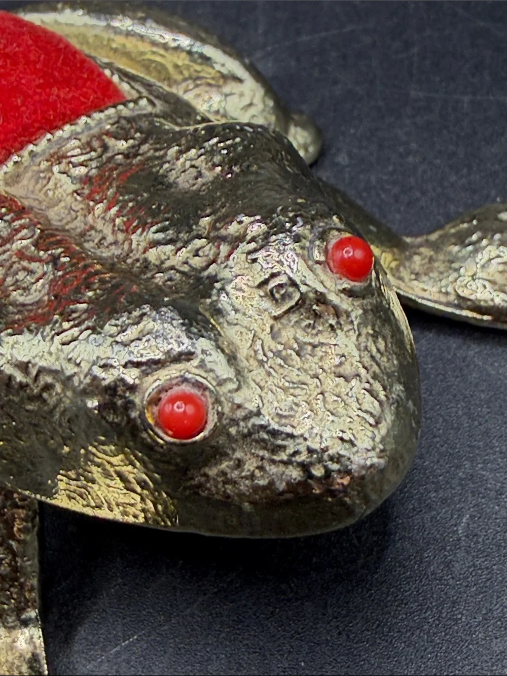 Jameco Vintage Frog Sewing Pin Cushion Metal Trinket Box Hinged Lid Cottagecore